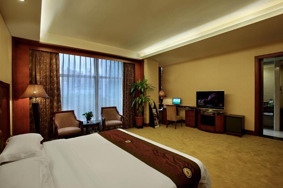 Shenzhen Luohu Hongfeng Hotel Exterior photo